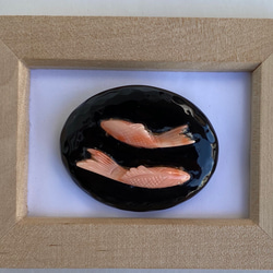 売り尽くし⭐︎アウトレット・本べっ甲・珊瑚彫刻ブローチ・伝統美の鯉 2枚目の画像