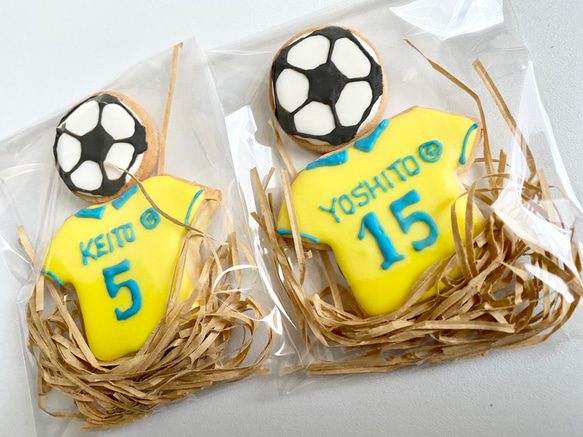 サッカーボールとユニフォームアイシングクッキー 3枚目の画像