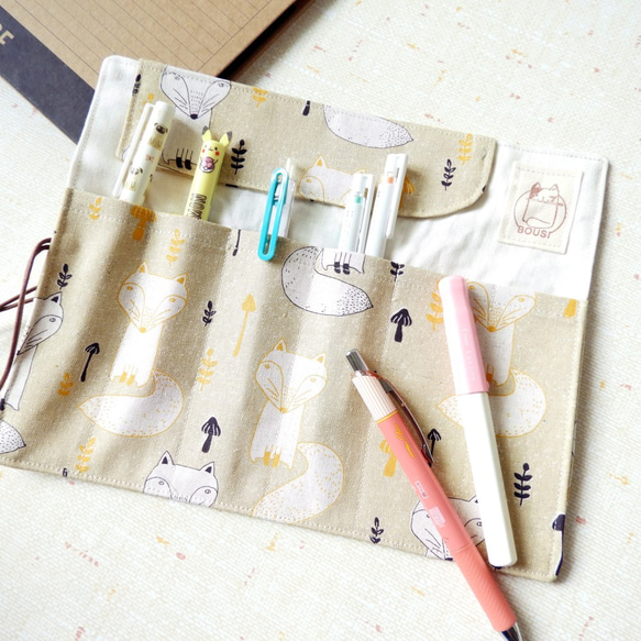 北歐狐狸筆袋, 短身綁繩布筆袋, 筆盒, 插畫工具袋, 捲軸式鋼筆袋, 繞繩布捲,文具文青-黃色 第2張的照片