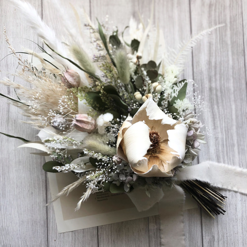 パームフラワーとパンパスグラス のブーケ ＊ウエディング  