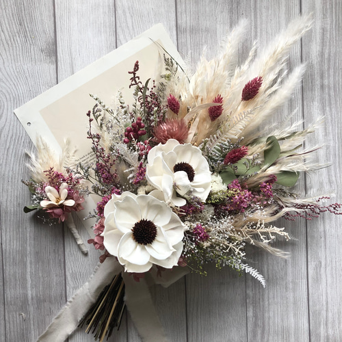 アネモネとパンパスグラス のブーケ 〜クラシックピンク  