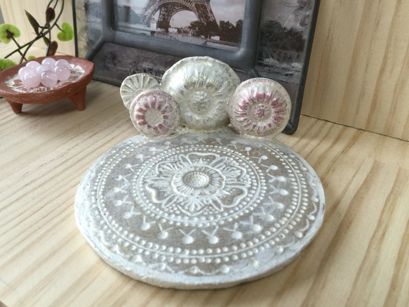 美しい飾り皿・hwhitesilver 1枚目の画像