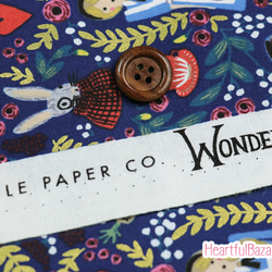 [再入荷]USAコットン(110×50) COTTON+STEEL WONDERLAND ワンダーランド　ネイビー 3枚目の画像