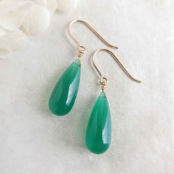 大粒グリーンオニキス ドロップシェイプピアス ピアス（フック
