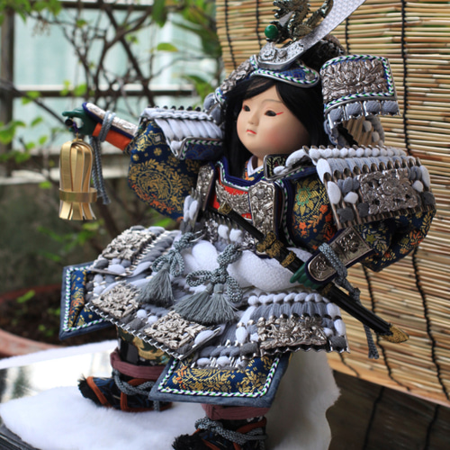 美品　五月人形 大将飾り 鯉のぼり　オルゴール付き　こどもの日　兜飾り　武者人形 美品 五月人形 大将飾り 鯉のぼり オルゴール付き こどもの日 兜