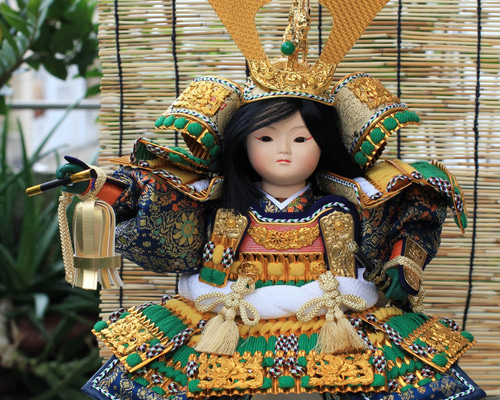 美品　五月人形 大将飾り 鯉のぼり　オルゴール付き　こどもの日　兜飾り　武者人形 楽天市場】五月人形 幸一光 子供大将飾り 海（かい） 黒小札縹威