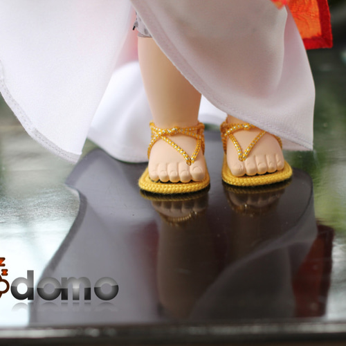 送料無料】伝統的な アオザイ 衣装 ・ ベトナム人形 その他人形 kodomo