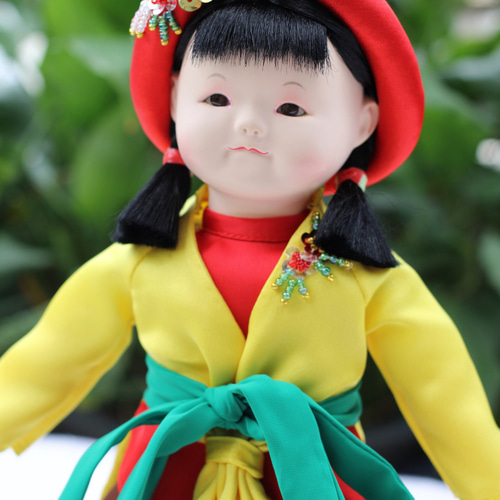 ベトナム　人形　民族衣裳