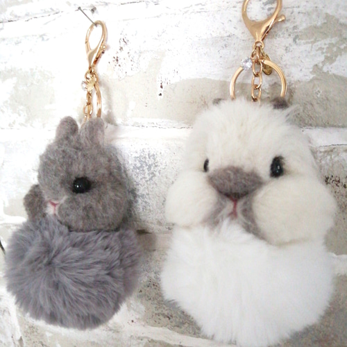 ウサギ型フェルトチャーム LOEWE ウサギ型フェルトチャーム LOEWE