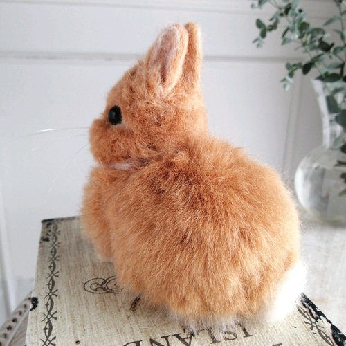 羊毛フェルトリアルうさぎ お座りネザーランドドワーフ(オレンジ) 羊毛