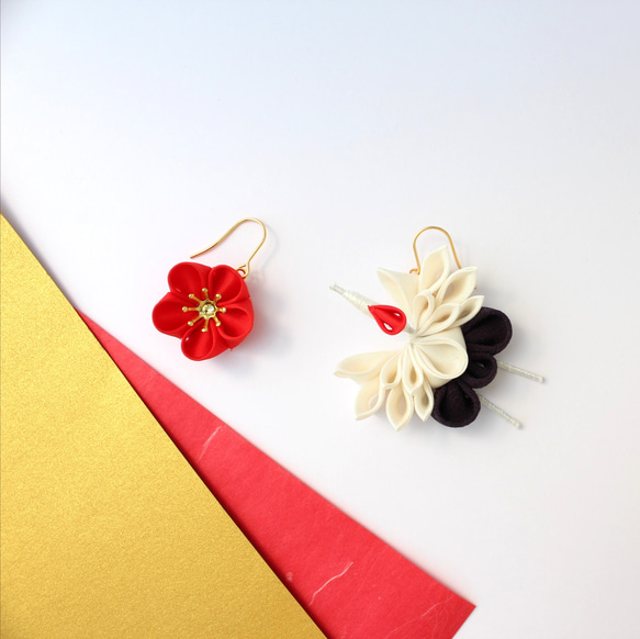 ピアス/イヤリング つまみ細工 祝鶴《受注制作》 ピアス（フック