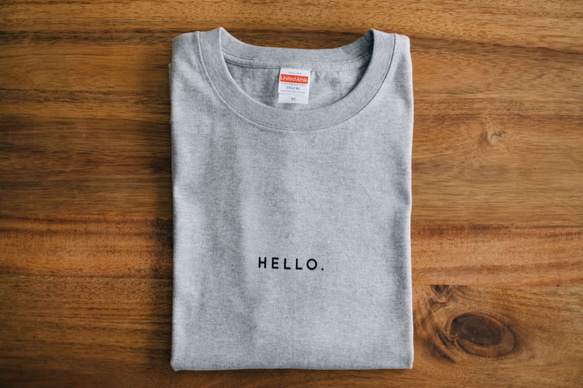 オーバービッグTシャツ「HELLO.」／グレー 1枚目の画像