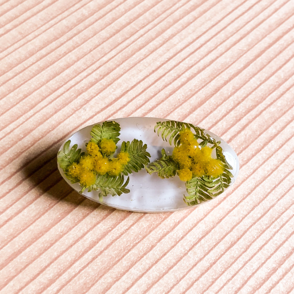 mimosa brooch 一点物 1枚目の画像