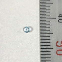 天然石　ブルートパーズ　ラウンド　ファセットカット　2mm　ルース 3枚目の画像