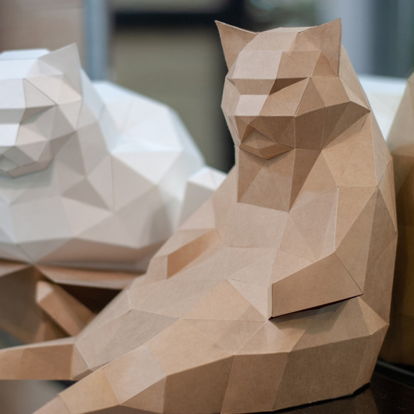 DIY手作3D紙模型擺飾 胖貓系列 - 大叔坐胖貓 (4色可選) 第5張的照片