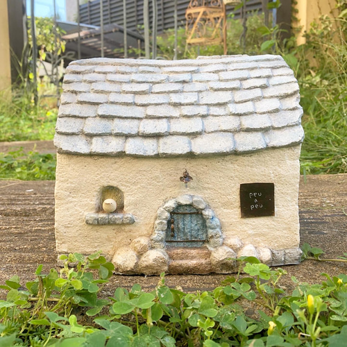 六角雪見型灯籠 2尺 【岡崎石工品】 石灯籠 和庭園 和風庭園 庭