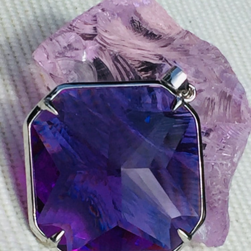 霊性UP⚡ インドネシア産アンダラクリスタル「ディ―ル✞」ペンダント