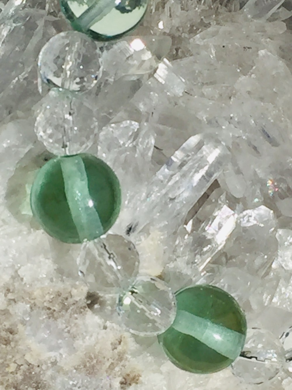 酷暑BIGセール開催中　アンダラクリスタルと光の王者究極合体ブレスレット「地上最光✨」