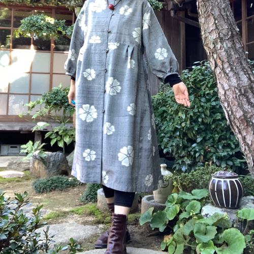 着物リメイク 紬のふんわりペプラムワンピース ワンピース 古布華 通販 ...