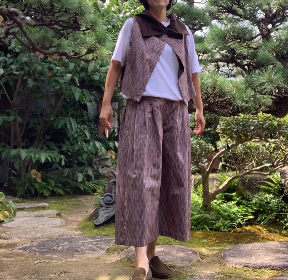着物リメイク パンツとジレのセットアップ 紬(絹)