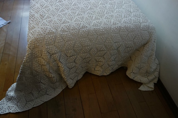 手編みひよこ豆のモチーフつなぎのベッドカバー91　 3枚目の画像