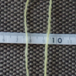 (44) 手紡ぎ糸 草木染め（どくだみ）シェットランド双糸（Ａ） 3枚目の画像