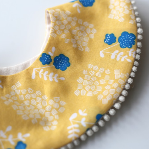 送料無料】 tam ベビースタイ イエローフラワー（裏地アイボリー