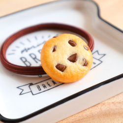 チョコチップクッキーのヘアゴム 3枚目の画像