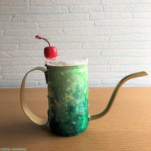 リメイク缶ミニじょうろ 水やりを楽しく「クリームソーダ」真鍮パーツ  