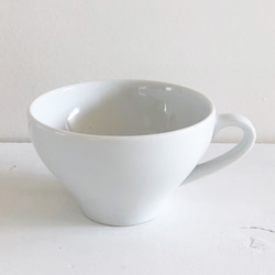 ドイツ製 無地の白いカップ(磁器)ルイゼンブルグ 7枚目の画像