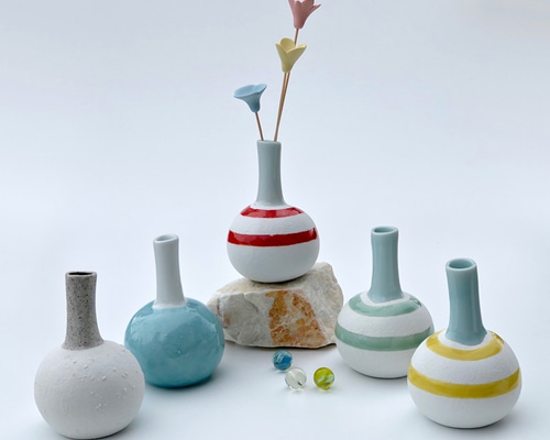 ミニ花瓶 丸型 白／青磁／ボーダー（赤・緑青磁・黄） 一輪挿し・花瓶