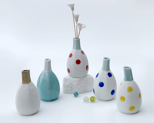 ミニ花瓶 面取り型 白／青磁／ドット（赤・青・黄） 一輪挿し・花瓶