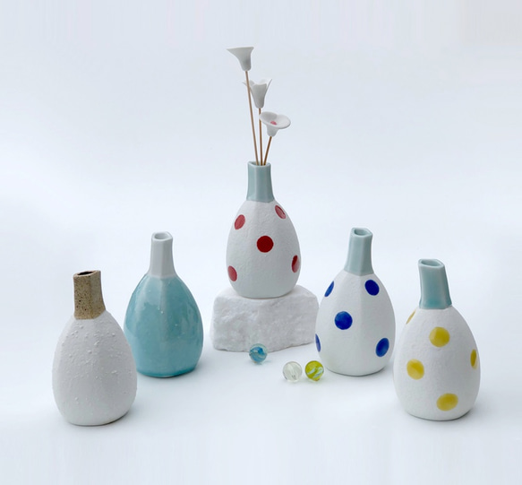 ミニ花瓶 面取り型 白／青磁／ドット（赤・青・黄） 一輪挿し・花瓶