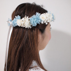 【プリザーブドフラワー】サムシングブルーの幸せな花冠～ホワイト×ブルー～ 4枚目の画像