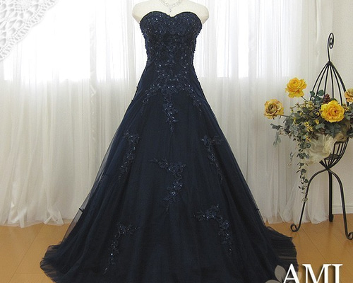 【最終値下げ】ドレスルームアミ　ネイビードレス　良品 最終値下げ】ドレスルームアミ ネイビードレス 良品 上質なネイビー