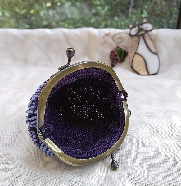 紫のビーズがま口　ビーズ編み込み　がま口　財布 　小物整理　ギフト 5枚目の画像