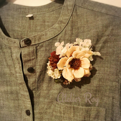 【入学式卒業式卒園式に】アネモネとアジサイのシャビーシックなコサージュ 発表会 ヘッドドレス プリザーブドフラワー 7枚目の画像