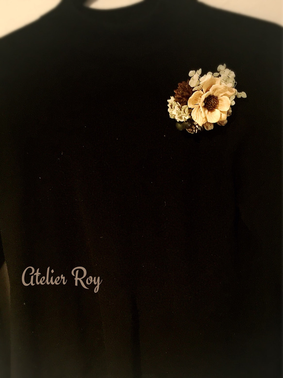 【入学式卒業式卒園式に】アネモネとアジサイのシャビーシックなコサージュ 発表会 ヘッドドレス プリザーブドフラワー 8枚目の画像