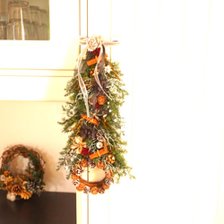 【Creema限定】クリスマスツリーリースタペストリー 4枚目の画像
