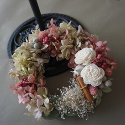 【Creema限定】アンティーク可愛く大人っぽく「あじさいのふわふわリース」プリザーブドフラワー◇ウェディングブーケ 1枚目の画像