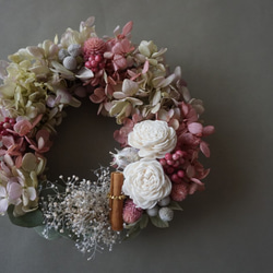【Creema限定】アンティーク可愛く大人っぽく「あじさいのふわふわリース」プリザーブドフラワー◇ウェディングブーケ 7枚目の画像