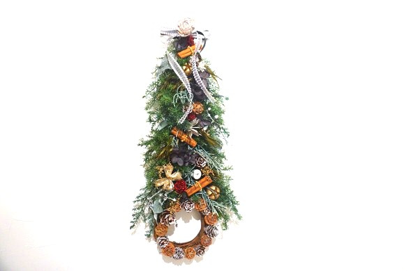 【Creema限定】【再販】クリスマスツリーリースタペストリー 3枚目の画像