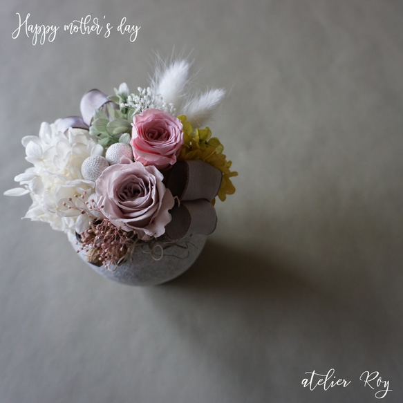 【母の日ギフト】素焼きの器が可愛いナチュラルプリザーブドフラワーアレンジメント＊ローズピンク 2枚目の画像