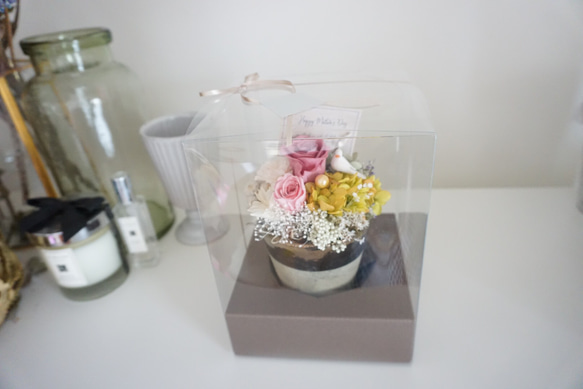 【母の日&おうち時間ギフト】素焼き花器のナチュラルローズピンクプリザーブドフラワーアレンジメント 7枚目の画像
