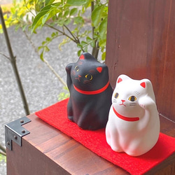 ショップいち押し　猫　白黒ペア招き猫　谷中堂 6枚目の画像