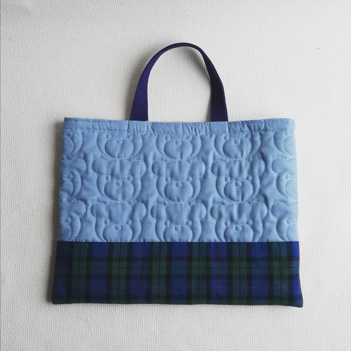 確認用　くまさん刺繍生地キルティングレッスンバッグ通園バッグ 楽天市場】【collabocca】レッスンバッグ キルティング 刺繍 クマ ベア