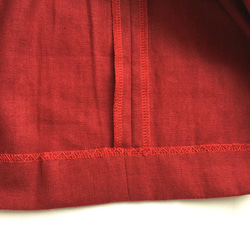 冬春秋 リネン100 大人可愛いタックフレア スカート 深赤 5枚目の画像