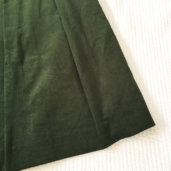 ワンサイズSALE♫ コーデュロイ 裏地付き 大人可愛いタックフレアスカート  明るめカーキ 2枚目の画像