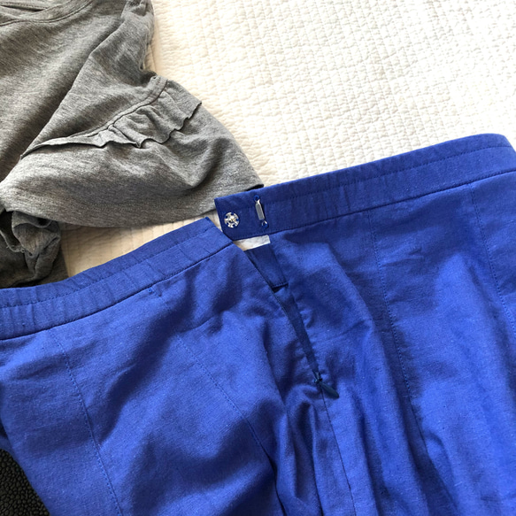『晴れやかブルー2023』新色♫ハーフリネン大人可愛いタックフレアスカート　ツユクサ 3枚目の画像
