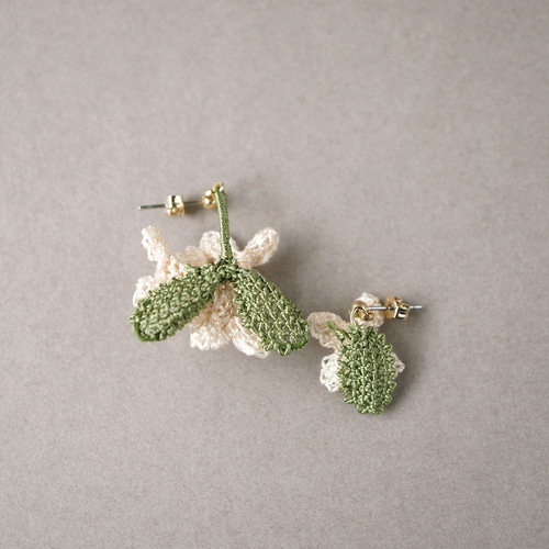 ぬい針と絹糸で編んだ可憐なお花]シルクイーネオヤ(トルコ刺繍